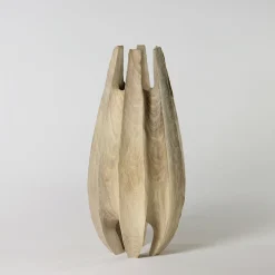 Vaso scultoreo Vase in Vase 2 in legno di noce Juglans Regia