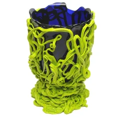 Vaso Spaghetti Special L in Resina Verde di Gaetano Pesce
