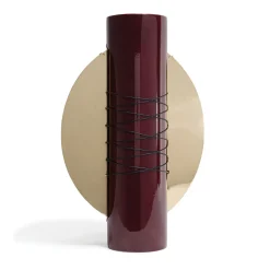 Vaso Totem 2 Big Bordeaux in ceramica con dettagli in metallo