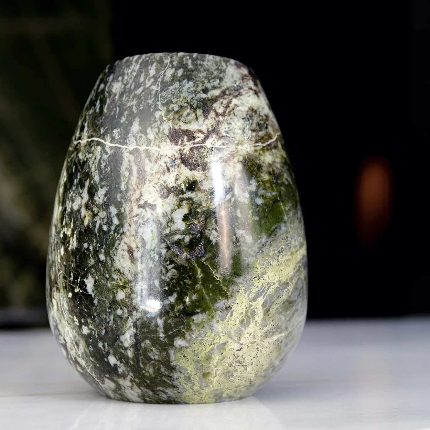Vaso verde irlandese di Franco Albini