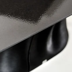 Veil Black Tavolo da pranzo stampato in 3D