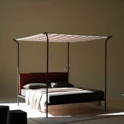 Velario Letto Matrimoniale con Baldacchino in Ferro Nero di Giuseppe Arezzi