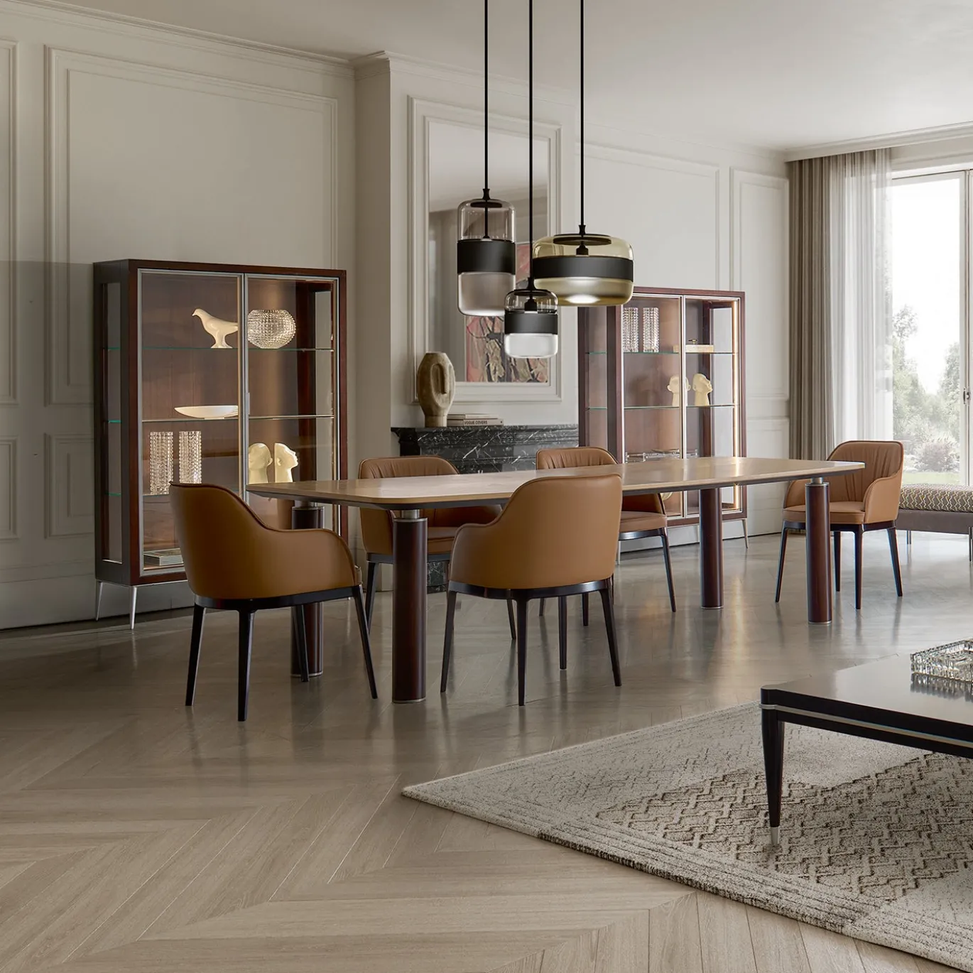 Vetrina in legno di ciliegio con luce LED