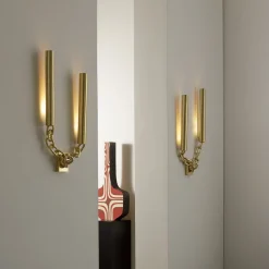 Z641 Lampada da parete a 2 luci con sedia dorata